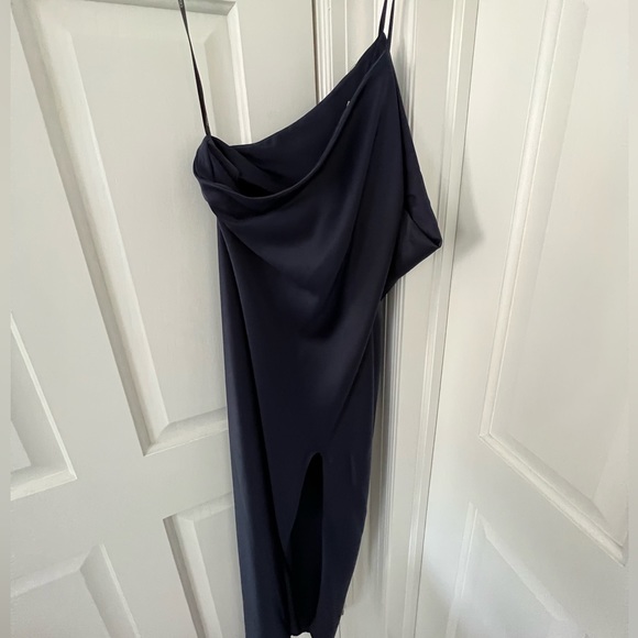 ASOS. Navy one shoulder midaxi dress in satin with drape back. - Picture 3 of 3